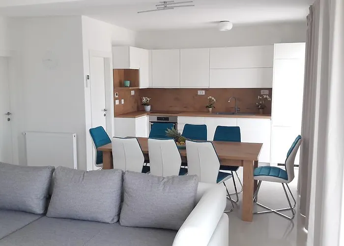 Villa-apartments Karmel *