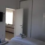 Villa-apartments Karmel *
