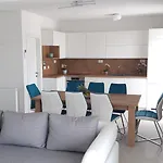 Villa-apartments Karmel *