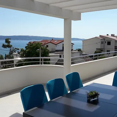 Villa-apartments Karmel Apartment